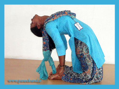 ,آساناهای یوگا,آموزش آساناها,,آموزش یوگا در کرج, کلاس یوگا در کرج, باشگاه یوگا در کرج, یوگا, یوگاکرج, یوگا کرج ,یوگا در کرج, یوگا عظیمیه, باشگاه یوگا, Yoga, یوگا برای بانوان, یوگا البرز,yoga,  مدیتیشن, یوگا استان البرز, یوگای بانوان کرج, یوگاالبرز, باشگاه یوگا, یوگا در البرز, باشگاه برتر کرج, باشگاه برگزیده البرز,باشگاه نمونه, اشترآسانا, YOGA, Asana, وضعیت شتر, قلب, گشایش فلب, تقویت انرژی, حس خوشایند, درمان افسردگیKamel Pose, Ushtrasana, پرنده آزاد یوگا